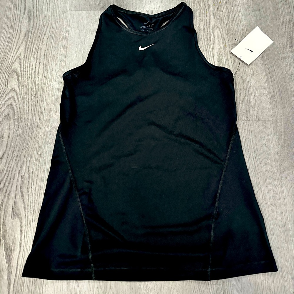 NWT black Nike racerback tank top